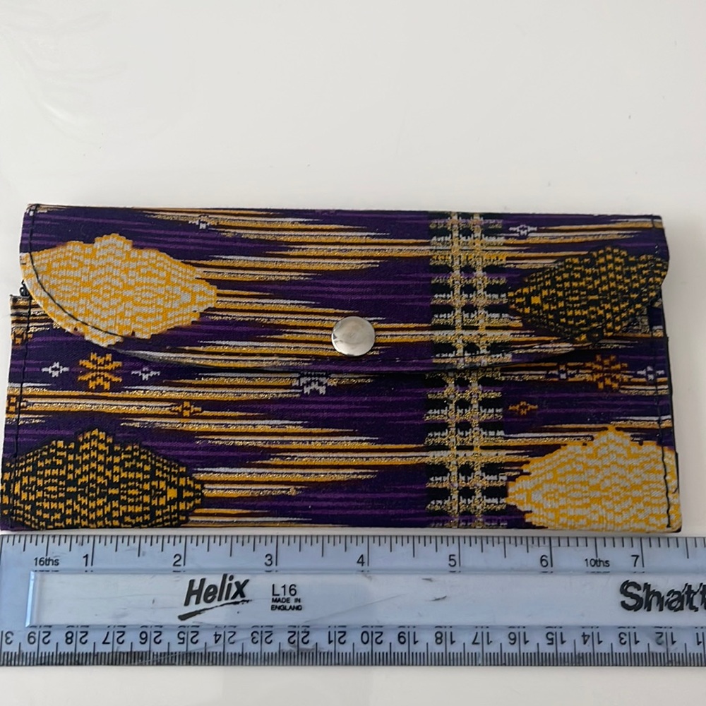Filipino Wallet - Picture 2 of 6